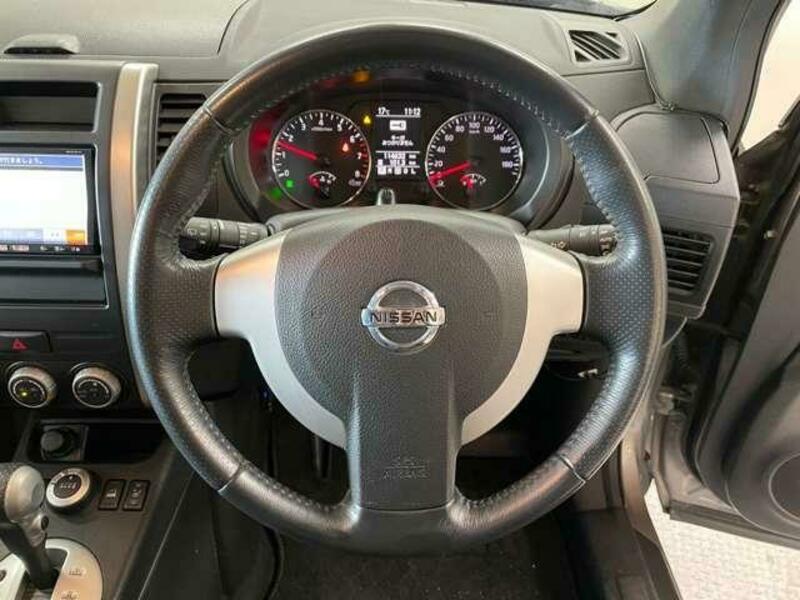 X-TRAIL-10