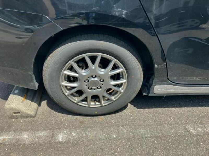 PRIUS-6