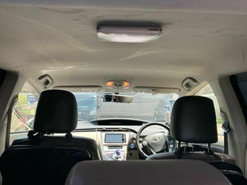 PRIUS-10