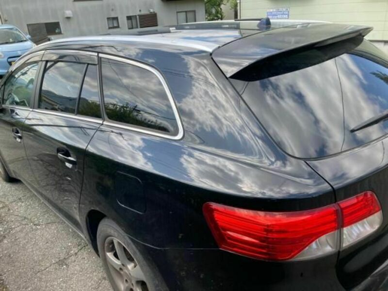 AVENSIS WAGON