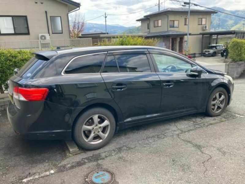 AVENSIS WAGON