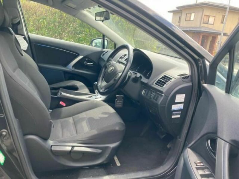 AVENSIS WAGON