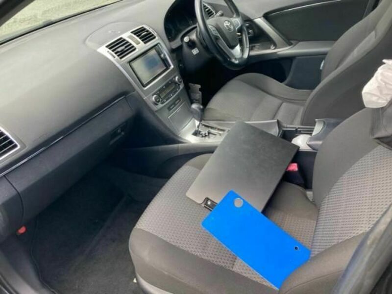 AVENSIS WAGON