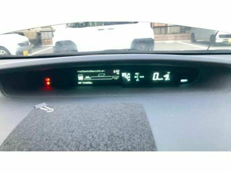 PRIUS-14