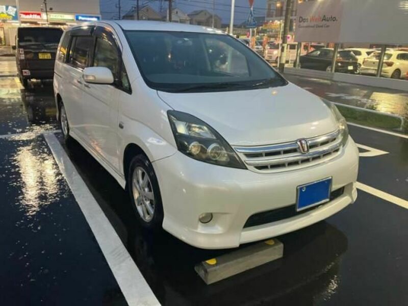 TOYOTA　ISIS