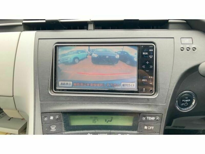 PRIUS-16