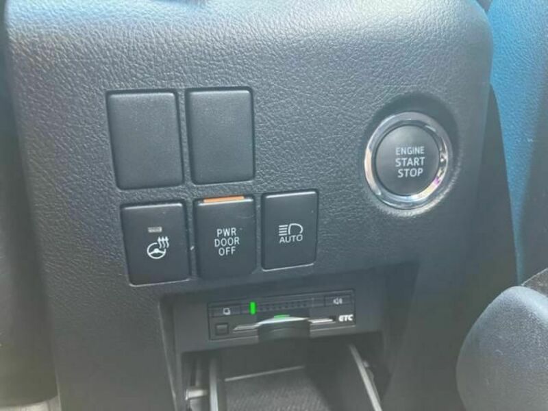 VELLFIRE-17