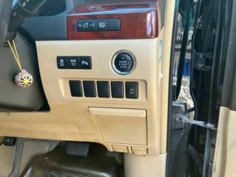 ALPHARD-8