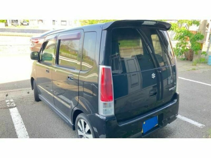 WAGON R-9