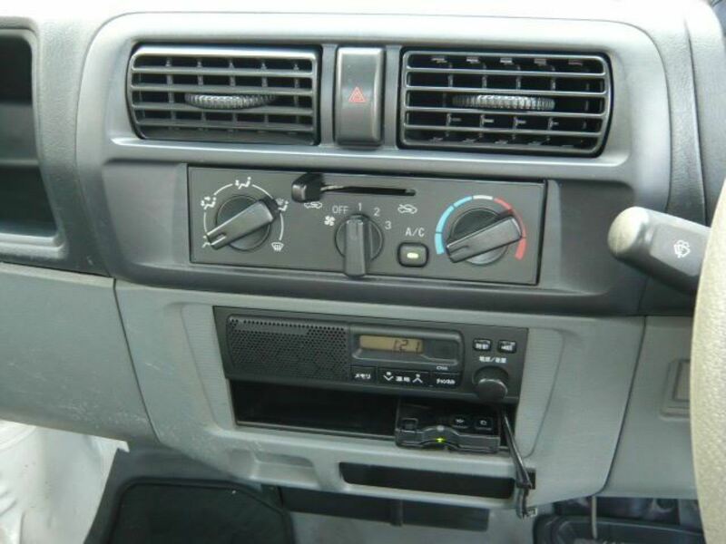 MINICAB TRUCK