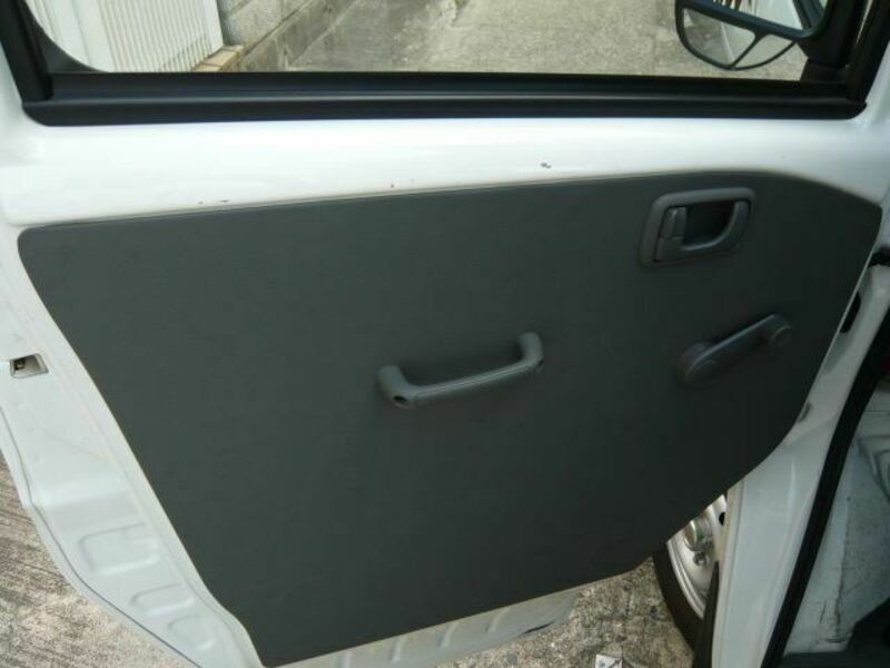 MINICAB TRUCK