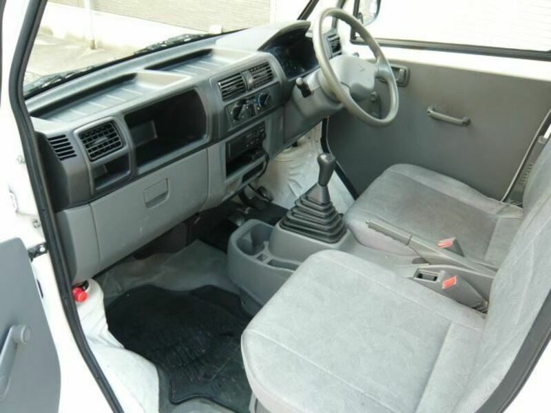 MINICAB TRUCK