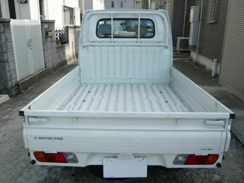 MINICAB TRUCK