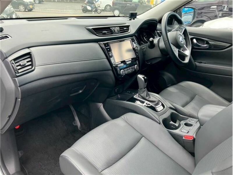 X-TRAIL-20