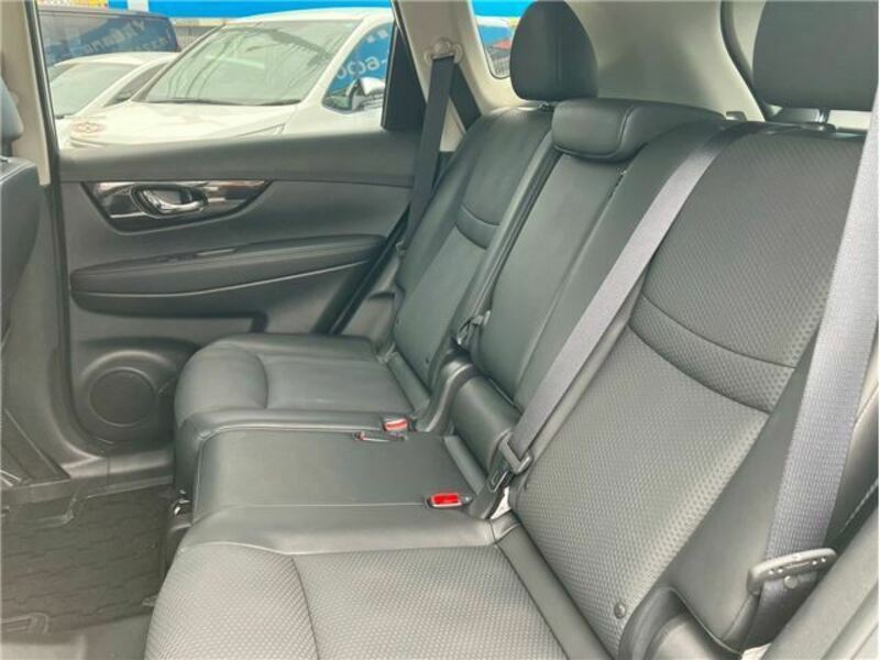 X-TRAIL-23