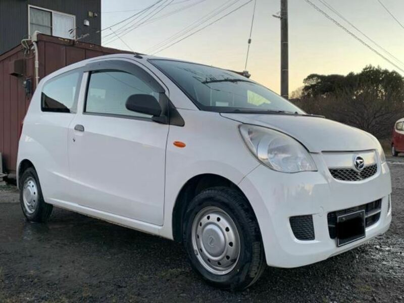 DAIHATSU　MIRA