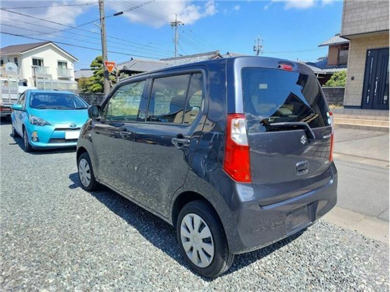 WAGON R