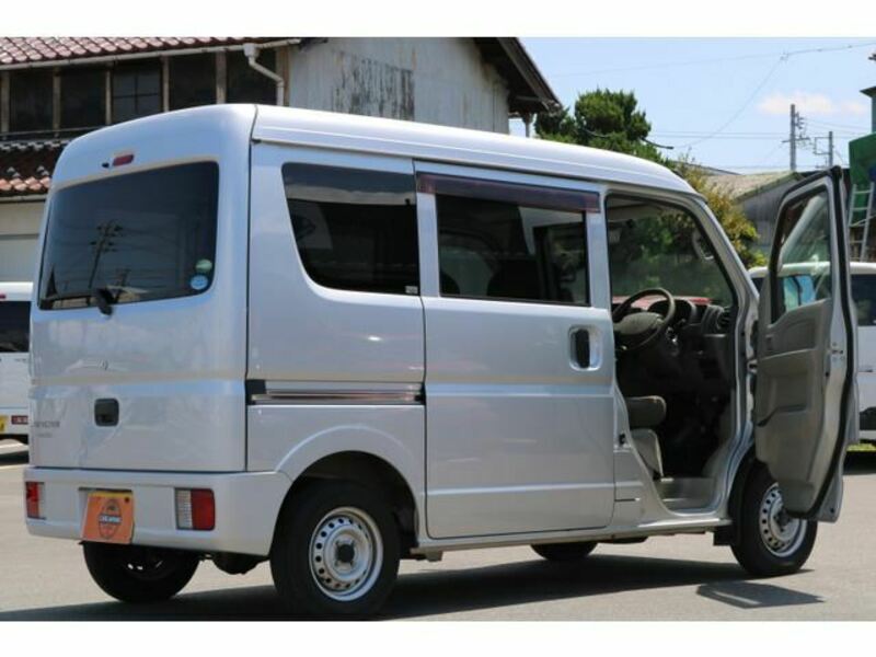 MINICAB VAN