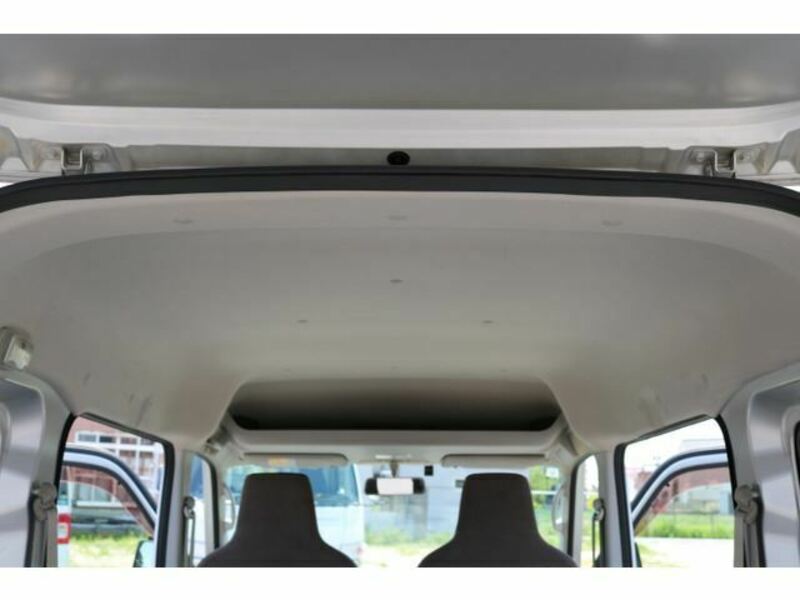 MINICAB VAN