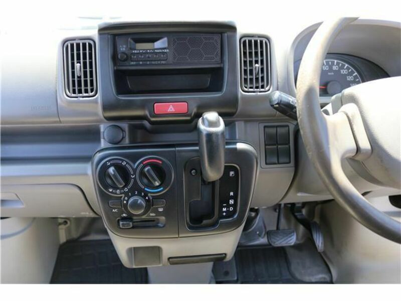 MINICAB VAN