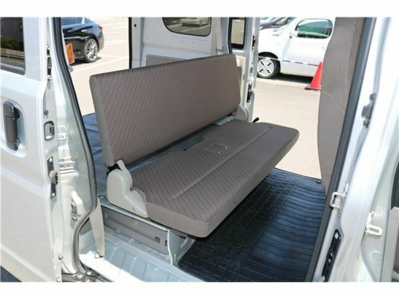MINICAB VAN