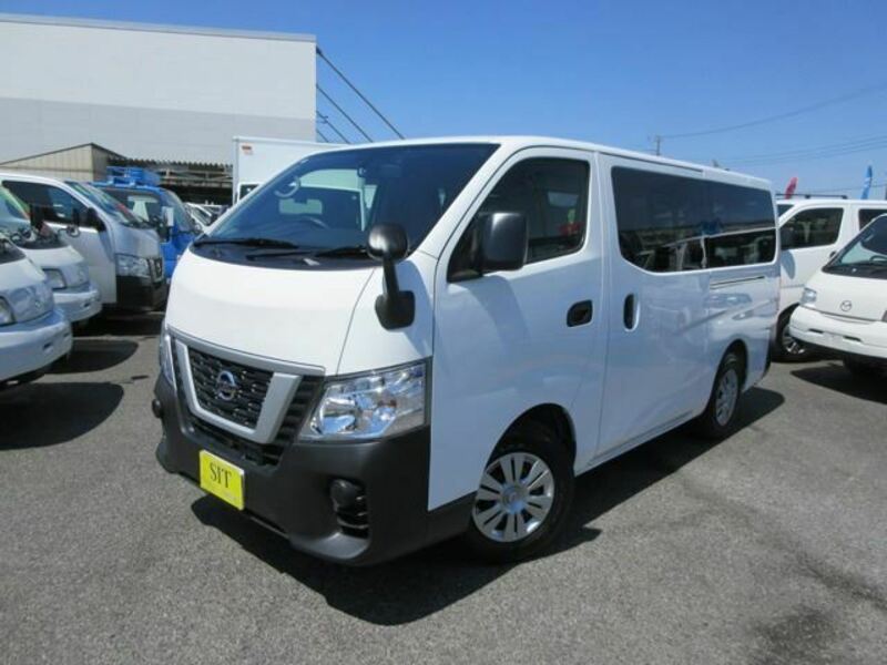 NISSAN　NV350 CARAVAN