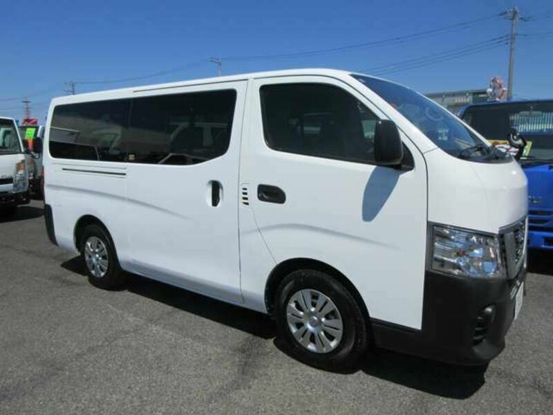 NV350 CARAVAN-8