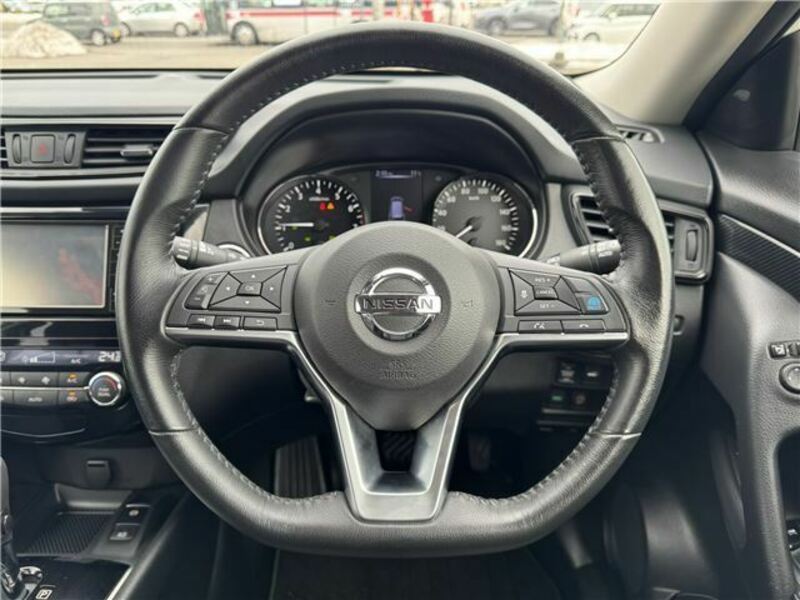 X-TRAIL-13