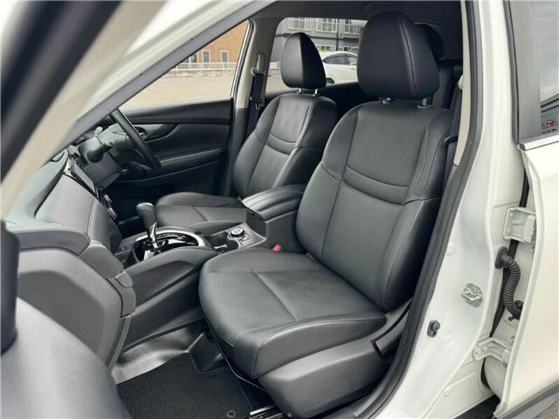 X-TRAIL-26