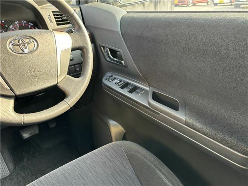 VELLFIRE-27