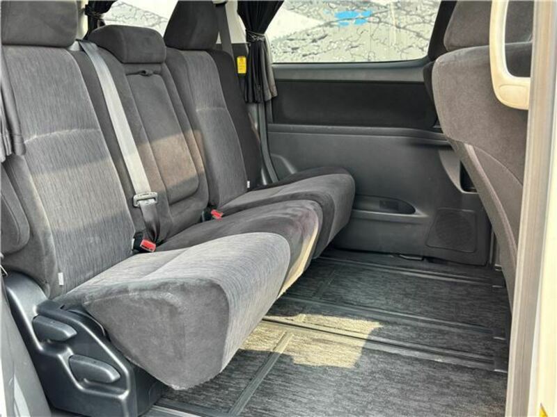 VELLFIRE-29