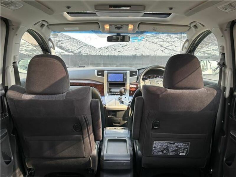 VELLFIRE-31