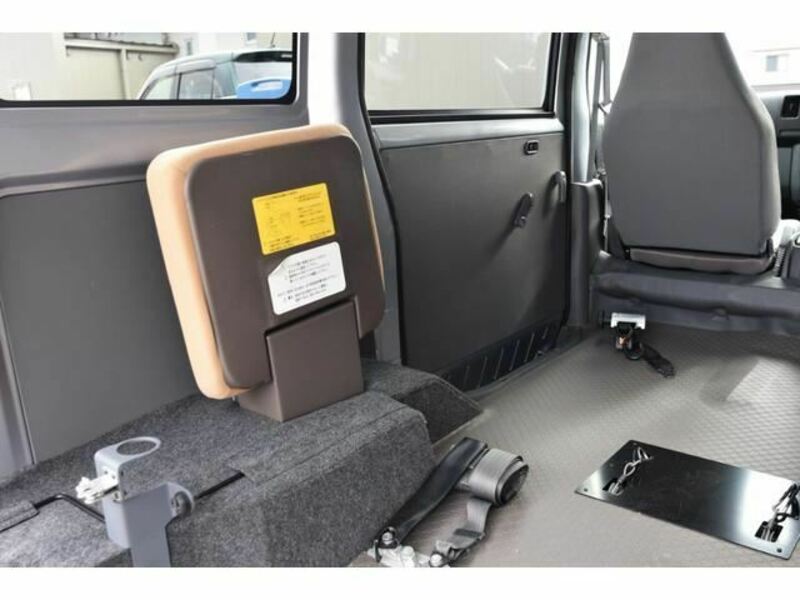 CLIPPER VAN-16