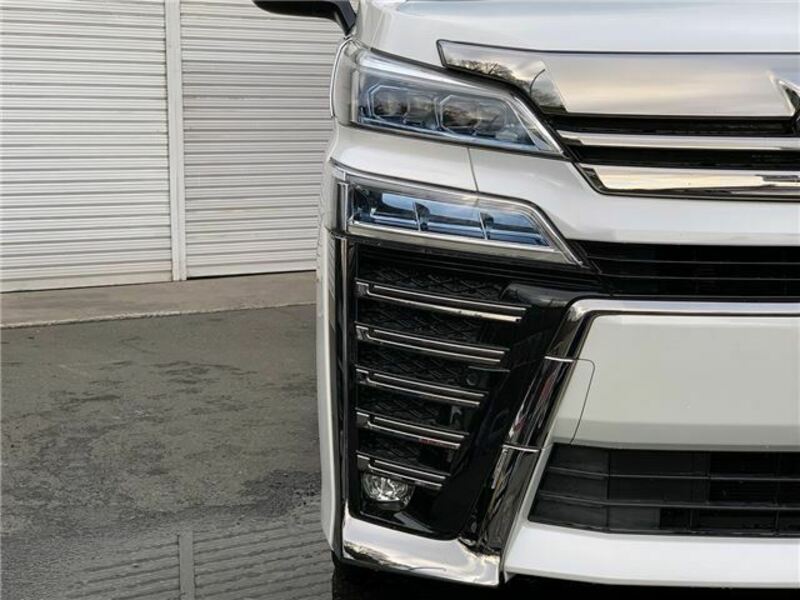 VELLFIRE-9