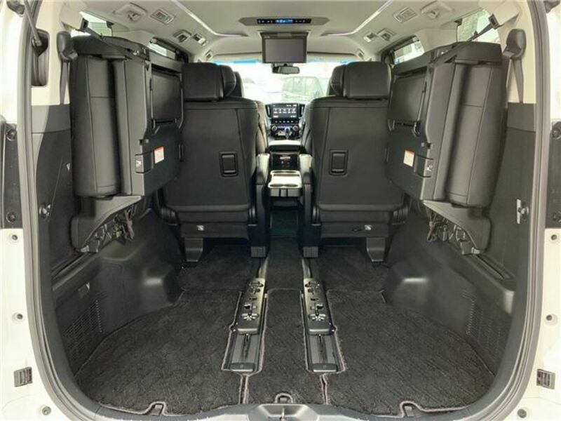 VELLFIRE-22
