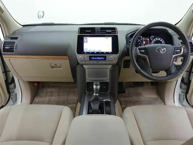 LAND CRUISER PRADO-3