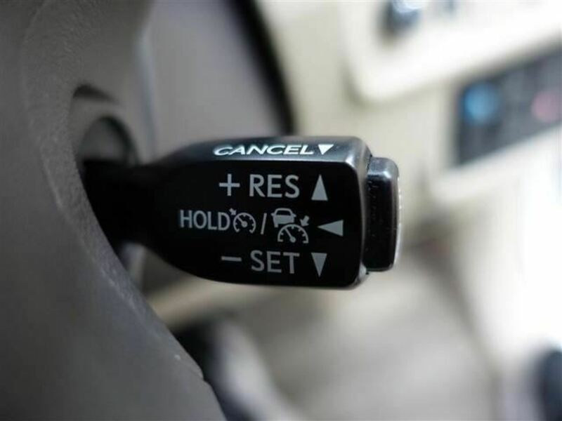 LAND CRUISER PRADO-13