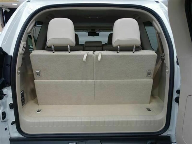 LAND CRUISER PRADO-26