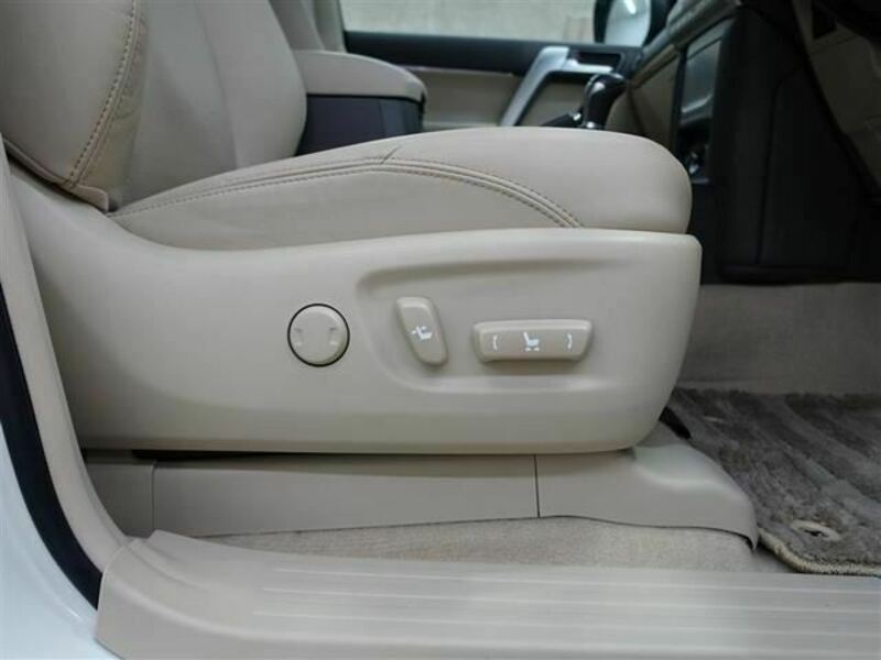 LAND CRUISER PRADO-28