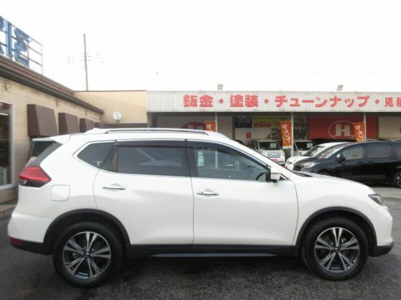 X-TRAIL-3