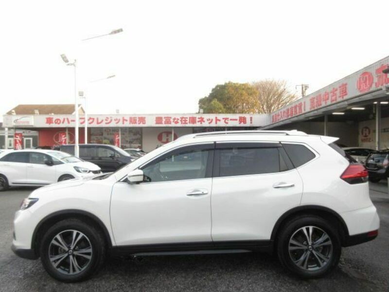 X-TRAIL-4