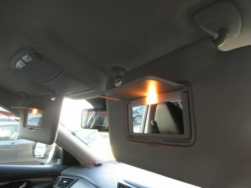 X-TRAIL-32
