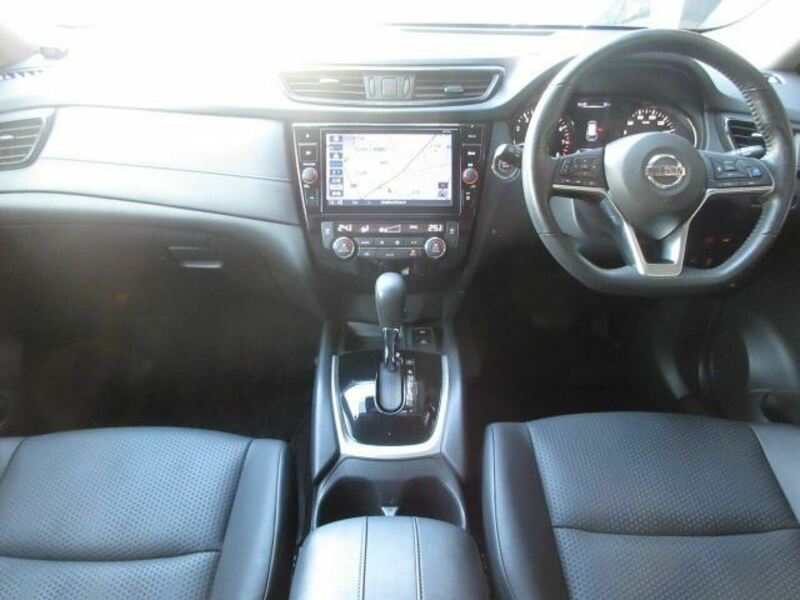X-TRAIL-43