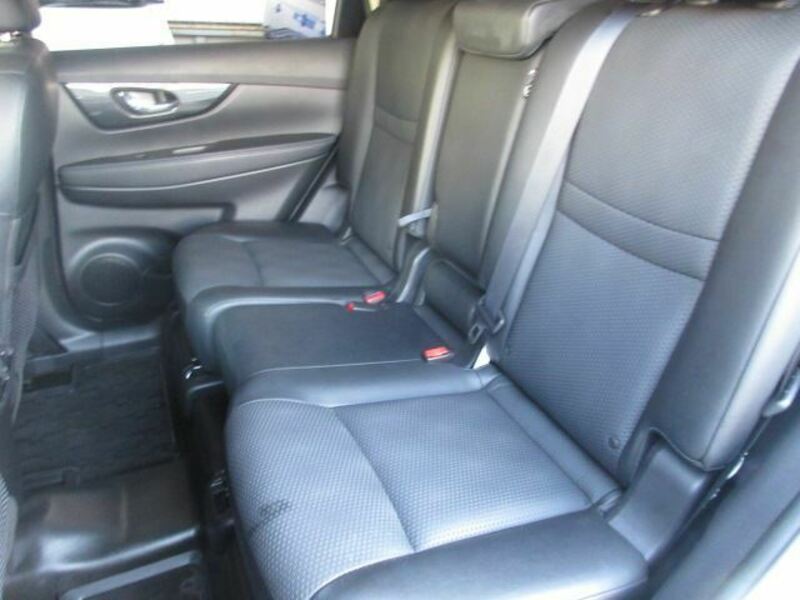 X-TRAIL-47