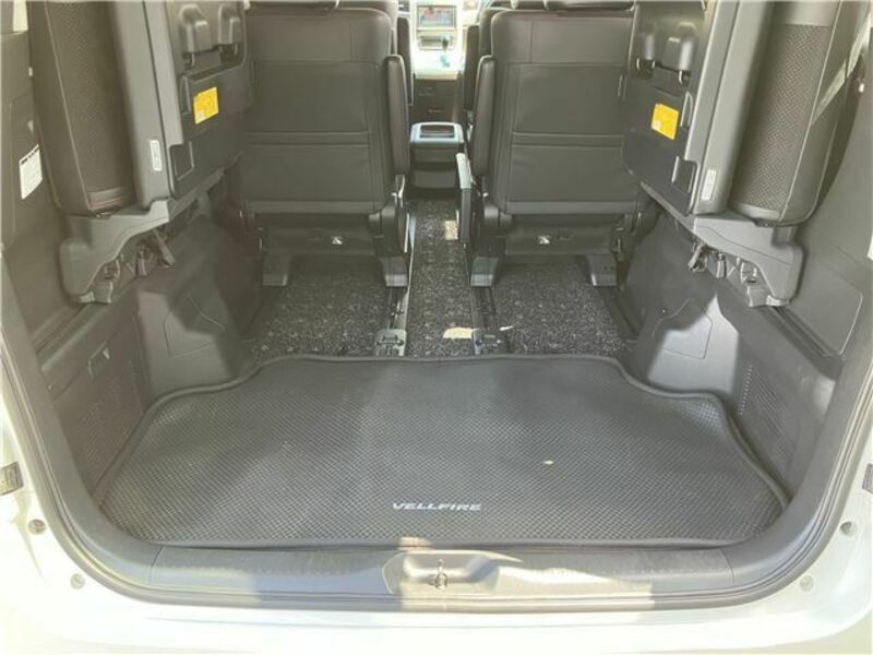 VELLFIRE-36