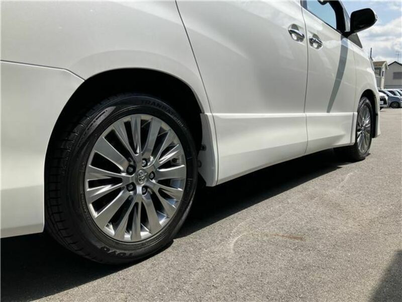 VELLFIRE-46