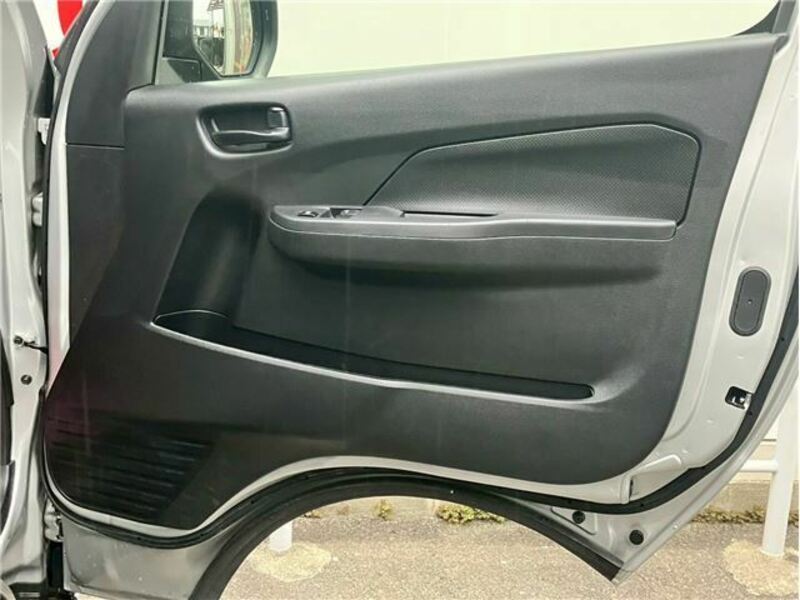 CARAVAN VAN