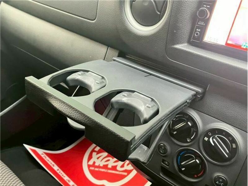 CARAVAN VAN