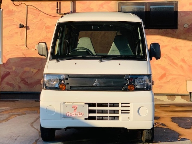 MINICAB VAN