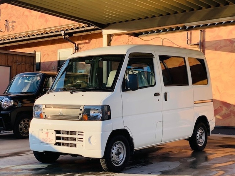 MINICAB VAN